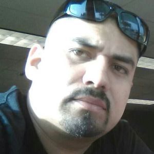 Meet your Posher, Luis