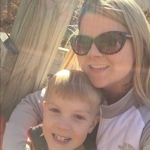 Meet your Posher, Nadine