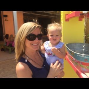 Meet your Posher, Joni