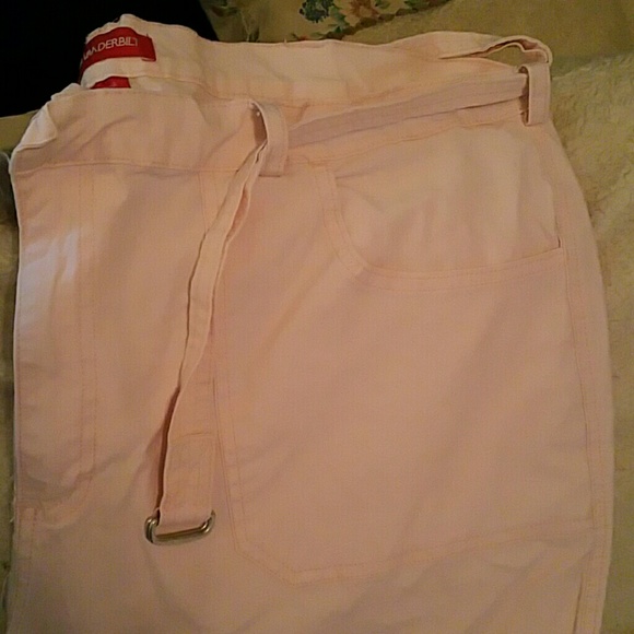 Pink Capris - Picture 2 of 2