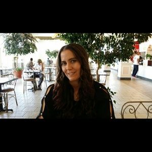 Meet your Posher, Stephanie