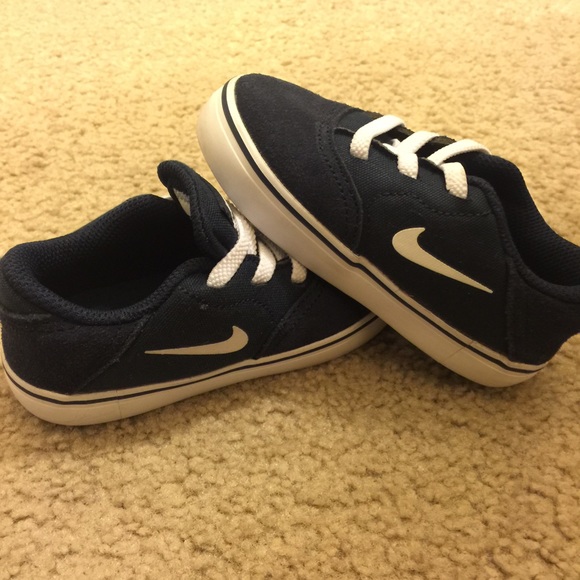 New nike baby shoes