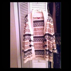 Oversized toggle chunky cardigan