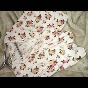 white flower kimono.