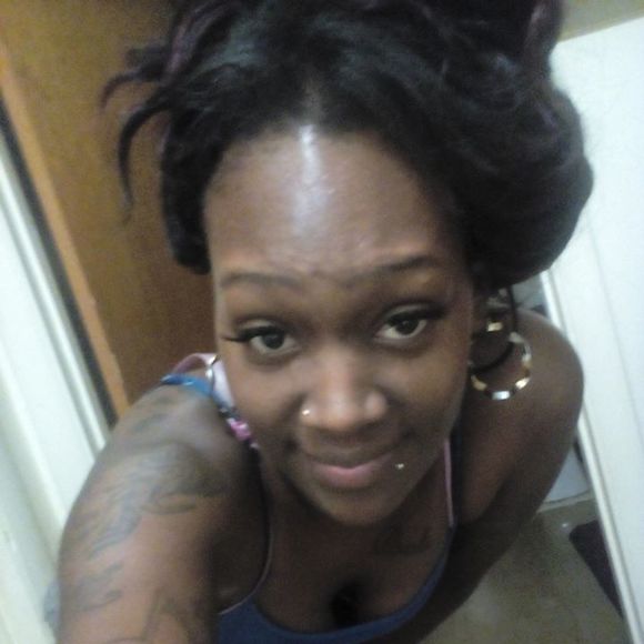 Meet your Posher, Teetee