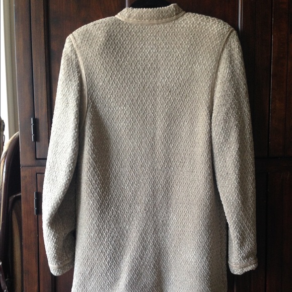 Beautiful knit jacket - Picture 3 of 4