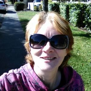 Meet your Posher, Leslie