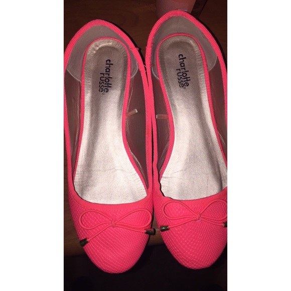 Cute pink flats