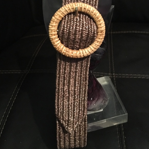 Brown & beige woven belt size M/L.