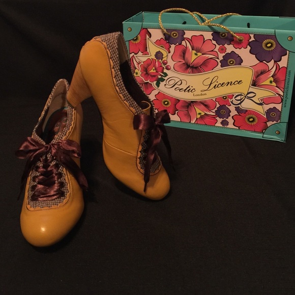 Poetic Licence shoes in Leather