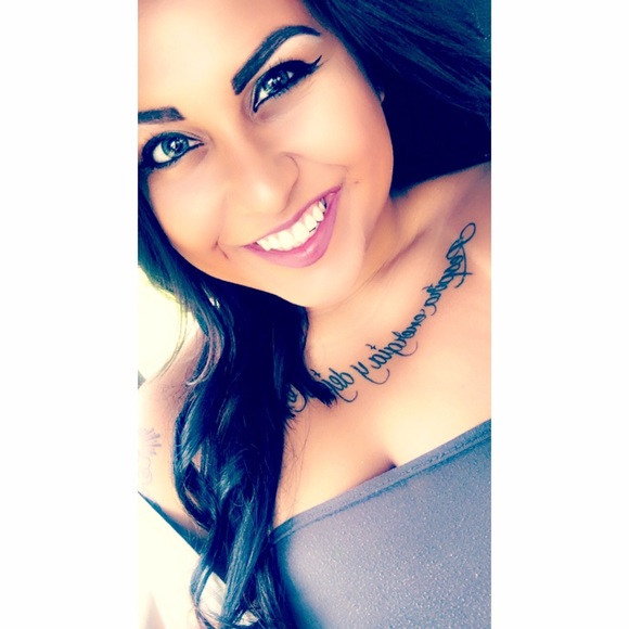 Meet your Posher, Brooke