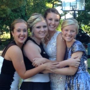 Meet your Posher, Olivia