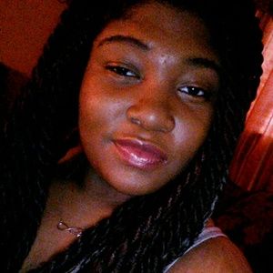 Meet your Posher, Khadijah