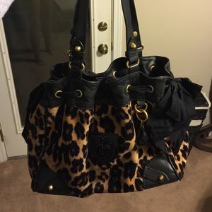 Leopard purse