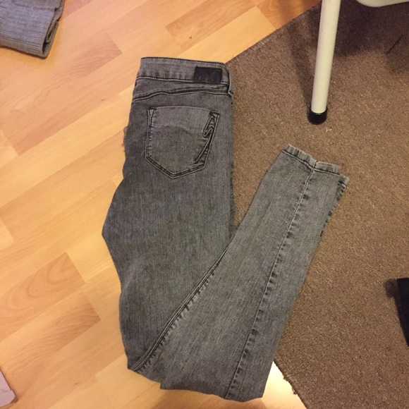 Light grey jeans
