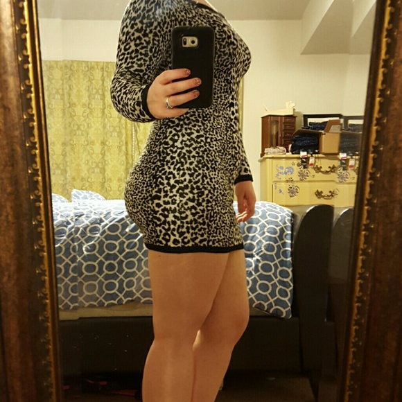 LAST CHANCE French Connection bodycon dress - Picture 2 of 3