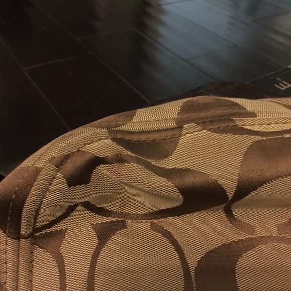 Coach "Carly" purse - Picture 4 of 4