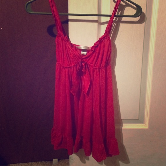 Lingerie - Picture 1 of 3