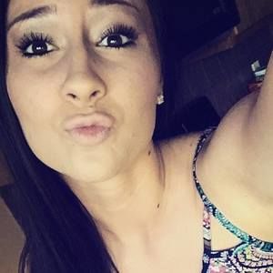 Meet your Posher, Halie