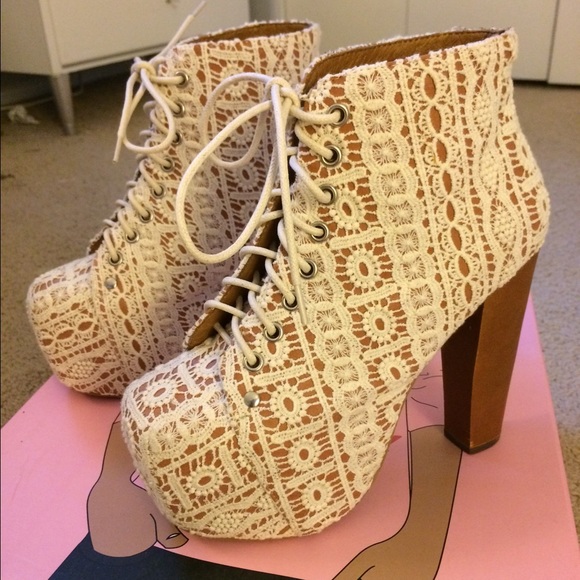 Crochet Jeffrey Campbell litas