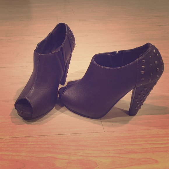 Peep-toe Boots w/ studded heel