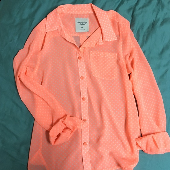 AMERICAN EAGLE sheer long sleeve