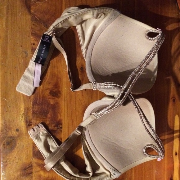 VS bra - Picture 3 of 4