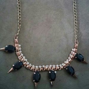 Brand New woman's necklace