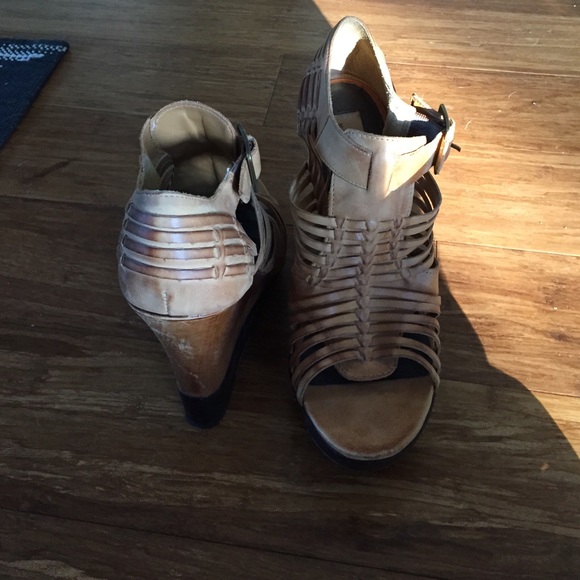 MIA limited edition tan platform - Picture 2 of 4