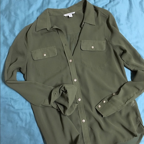 AMERICAN EAGLE sheer long sleeve