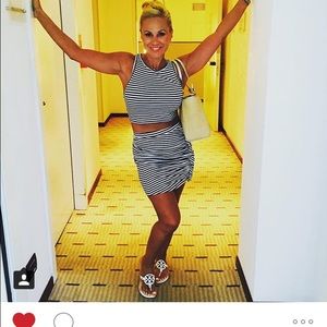 Meet your Posher, Edith