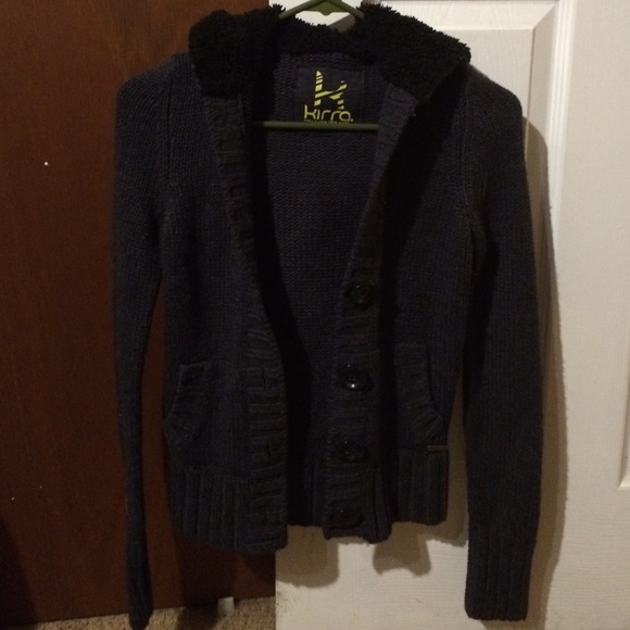 Kirra button up sweater - Picture 2 of 4