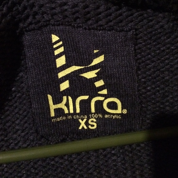 Kirra button up sweater - Picture 3 of 4