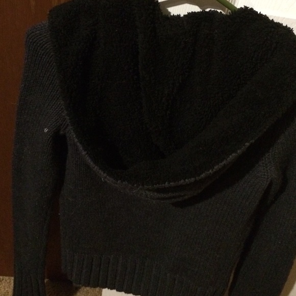 Kirra button up sweater - Picture 4 of 4