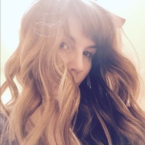 Meet your Posher, Krystal