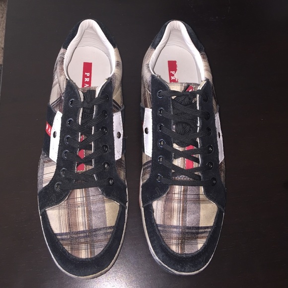 Prada sneakers  with barberry print SZ 6.5