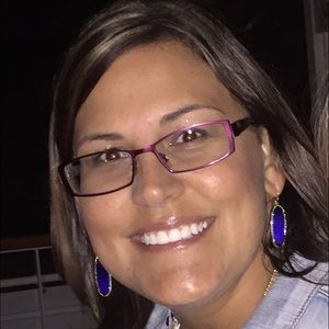 Meet your Posher, Denice