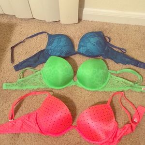 Victoria's Secret / Pink Push Up Bra Bundle 32/34C