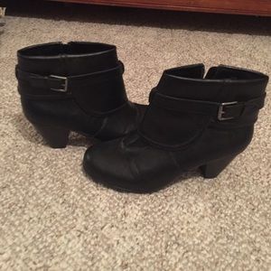 Ankle boots