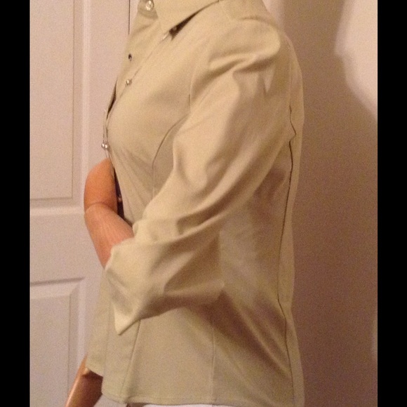 Chelsea Studio Blouse - Picture 2 of 3