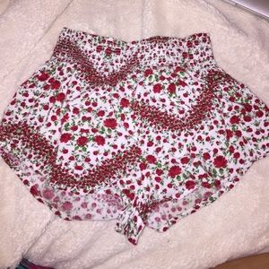Flowy rose shorts