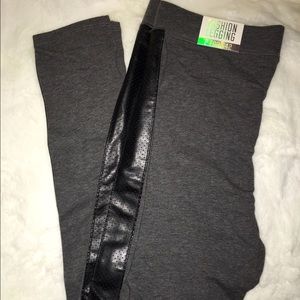 Grey with leather stripes leggings VS
