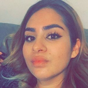 Meet your Posher, Araceli