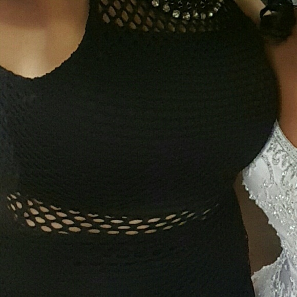 Black Dress - Picture 2 of 3