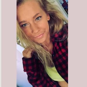 Meet your Posher, Ally