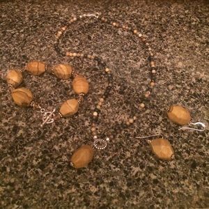 necklace, bracelet, and earrings set