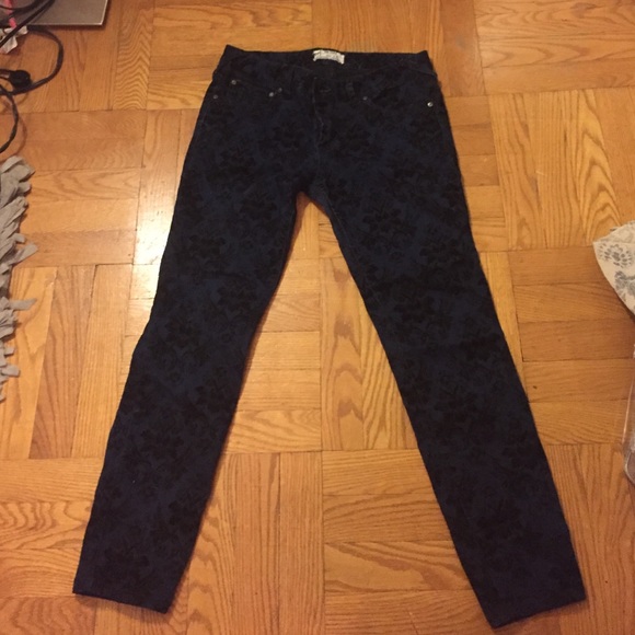 Free people: velvet print skinny jeans 28