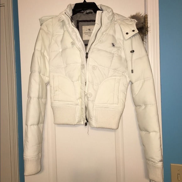 Abercrombie and Fitch Puffy white jacket - Picture 1 of 4