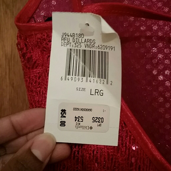 Dress - Picture 3 of 3