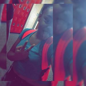 Meet your Posher, Fay